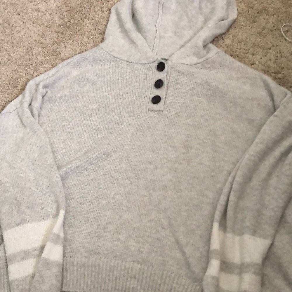 American eagle grey sweater